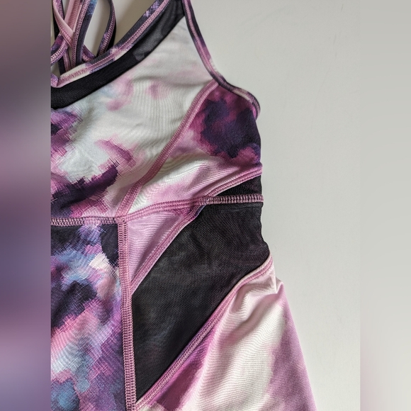 Lululemon Strap It Like It's Hot Tank Blooming Pixie Purple & Black - Size 4 - Picture 6 of 8